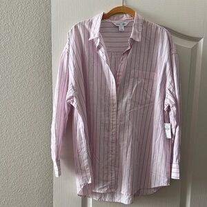 Old Navy M NWT Boyfriend Shirt Pink Button-Down Shirt with Navy Stripes